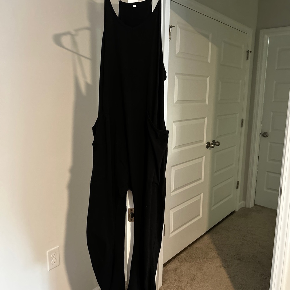 Black Sleeveless Jumpsuit